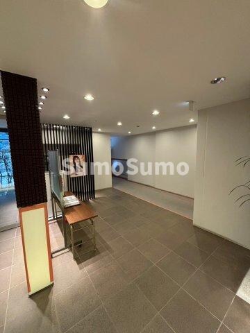 阿波座駅 徒歩5分 6階の物件外観写真