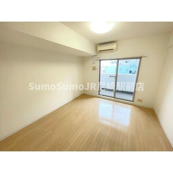 尼崎駅 徒歩1分 8階の物件内観写真