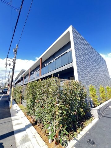 アジールコート都立大学の物件外観写真