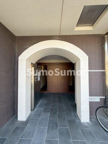 コーラルポワント難波WESTの物件外観写真