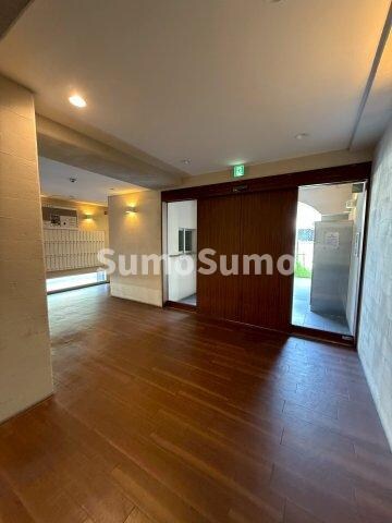 コーラルポワント難波WESTの物件外観写真