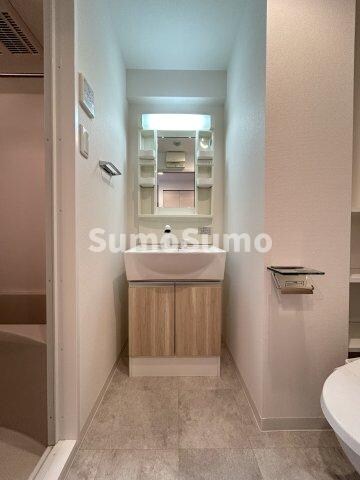 コーラルポワント難波WESTの物件内観写真