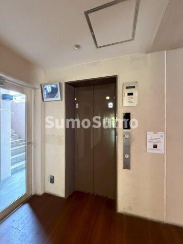 コーラルポワント難波WESTの物件内観写真