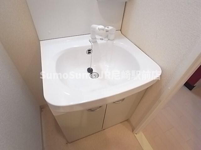 出屋敷駅 徒歩8分 2階の物件内観写真