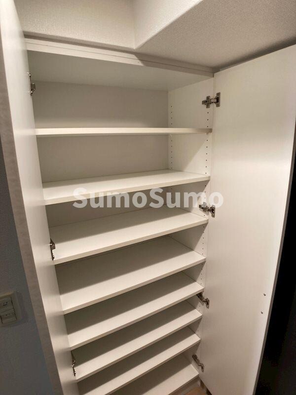 本町駅 徒歩3分 3階の物件内観写真