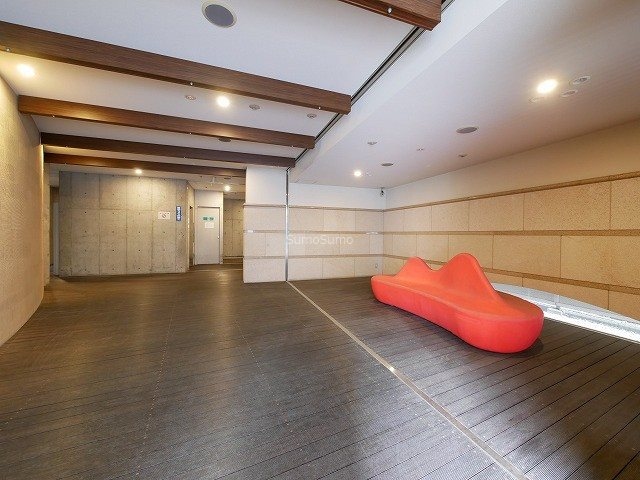 本町駅 徒歩5分 2階の物件外観写真