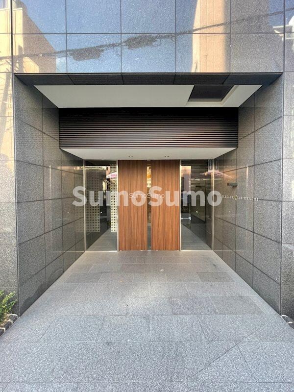 阿波座駅 徒歩5分 5階の物件外観写真