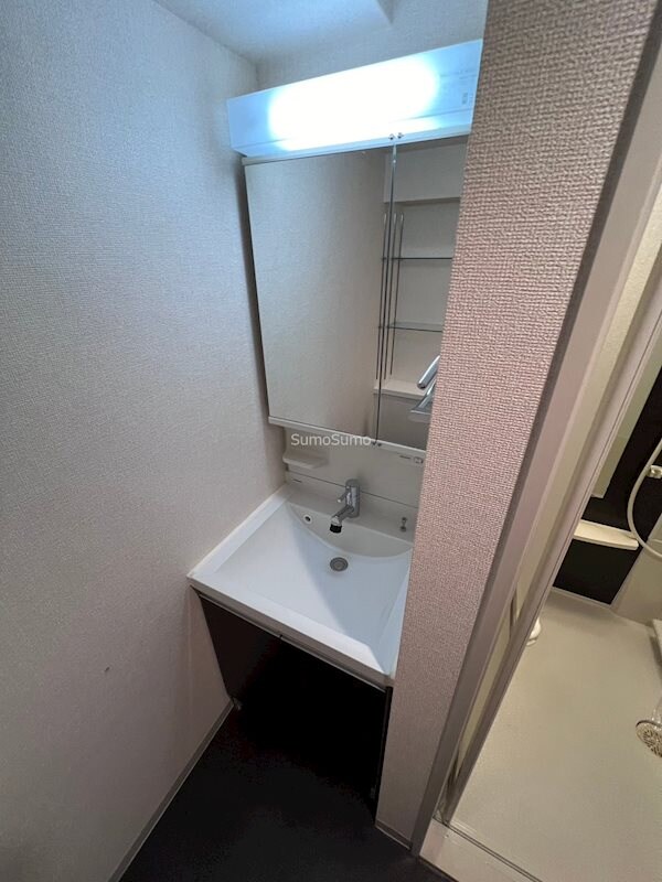 阿波座駅 徒歩7分 6階の物件内観写真