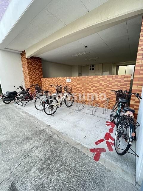 出屋敷駅 徒歩9分 3階の物件外観写真