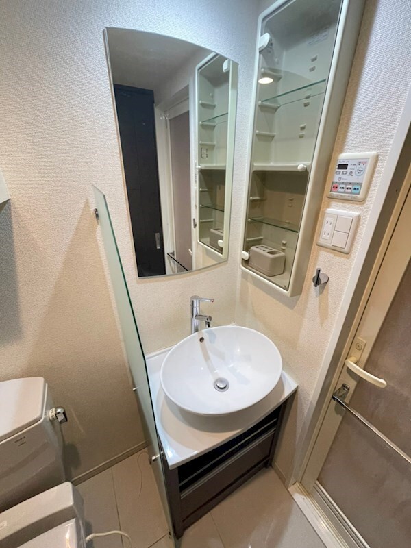 谷町六丁目駅 徒歩2分 8階の物件内観写真