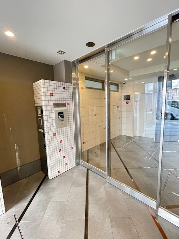 本町駅 徒歩5分 2階の物件外観写真