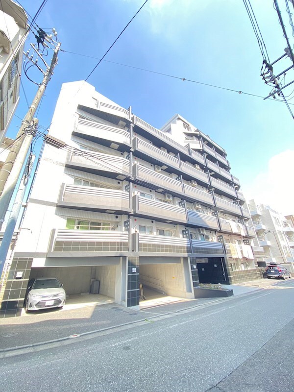 レジディア三軒茶屋Ⅱの物件外観写真