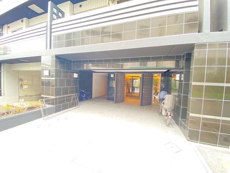 レジディア三軒茶屋Ⅱの物件外観写真