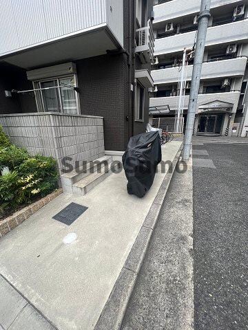 出屋敷駅 徒歩2分 2階の物件外観写真