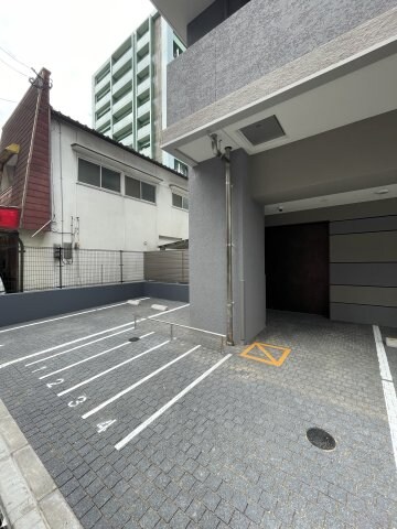 シーズンフラッツ渡辺通の物件外観写真