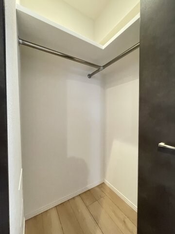 シーズンフラッツ渡辺通の物件内観写真