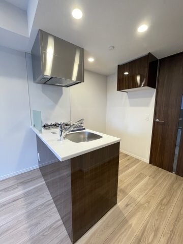 シーズンフラッツ渡辺通の物件内観写真