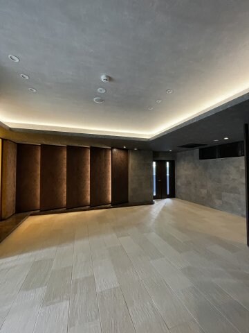 シーズンフラッツ渡辺通の物件外観写真