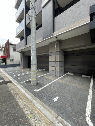 シーズンフラッツ渡辺通の物件外観写真