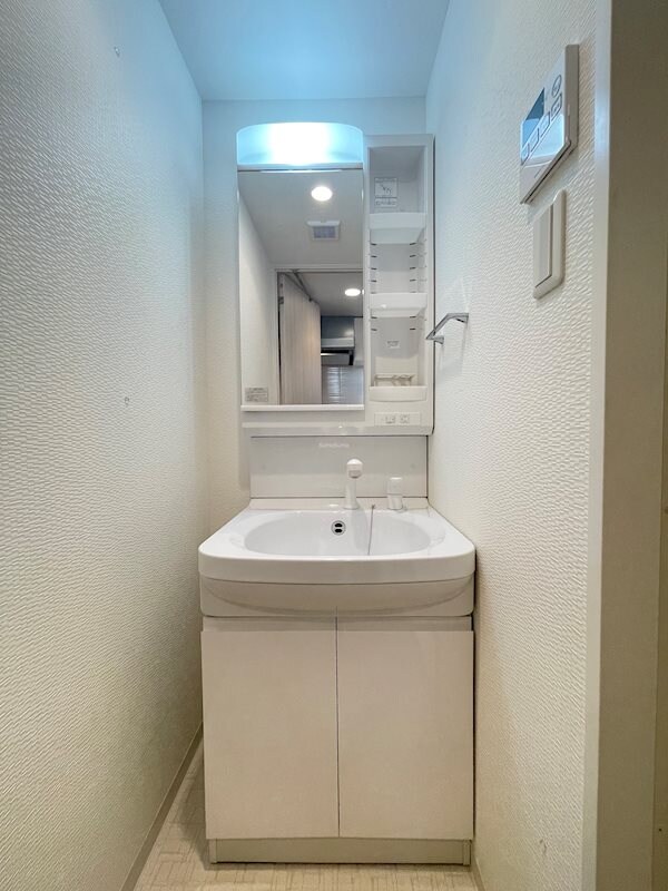 西大橋駅 徒歩5分 3階の物件内観写真