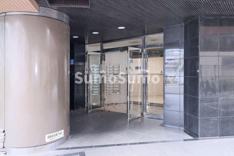 クレタ県庁前の物件外観写真