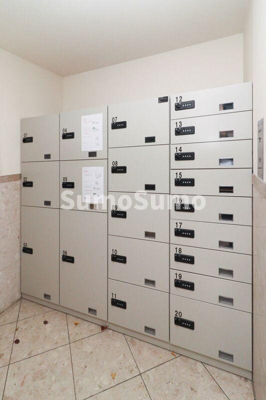 クレタ県庁前の物件内観写真