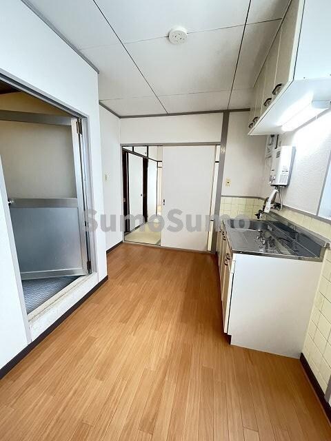 尼崎駅 徒歩8分 2階の物件内観写真