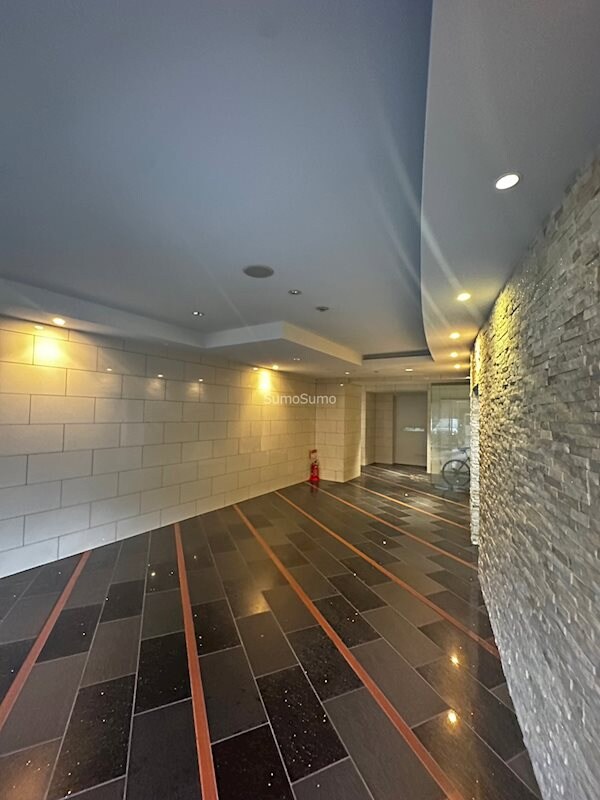 堺筋本町駅 徒歩5分 4階の物件外観写真