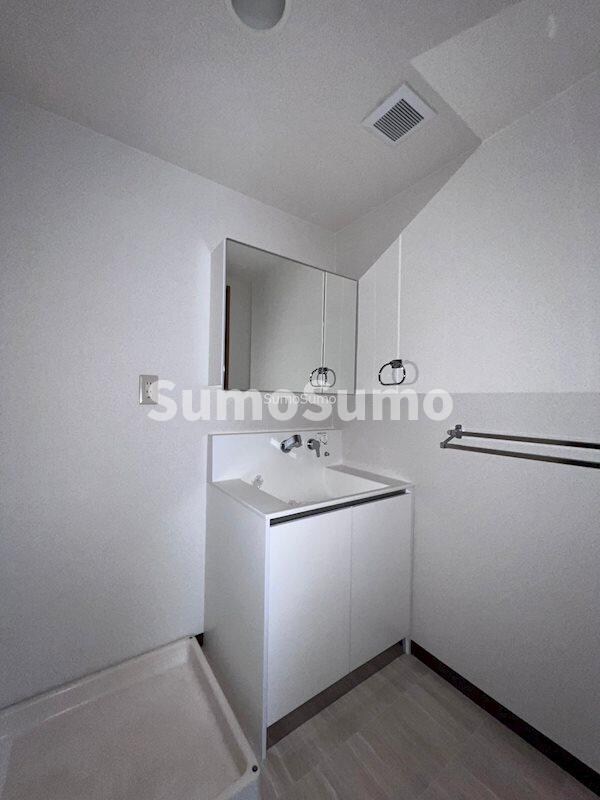 西大橋駅 徒歩5分 2階の物件内観写真