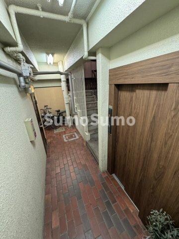 日本橋駅 徒歩3分 3階の物件外観写真