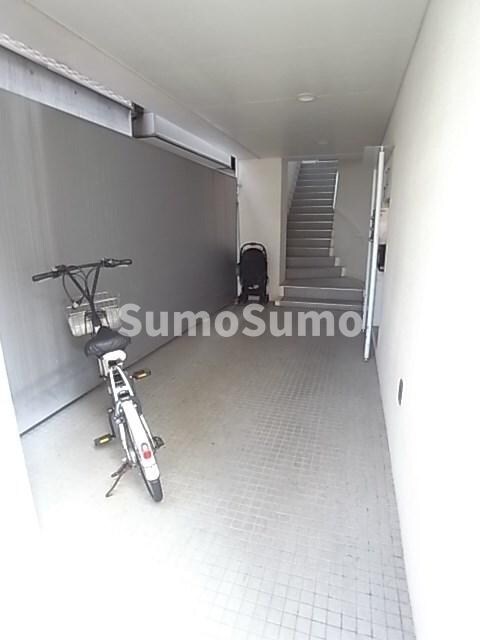 出屋敷駅 徒歩12分 2階の物件内観写真