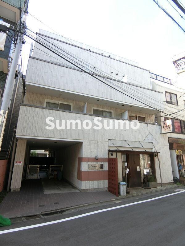 アメニティ三軒茶屋の物件外観写真