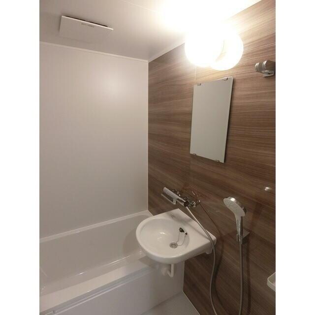 アメニティ三軒茶屋の物件内観写真