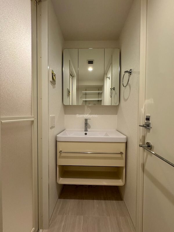 ＪＲ難波駅 徒歩3分 11階の物件内観写真