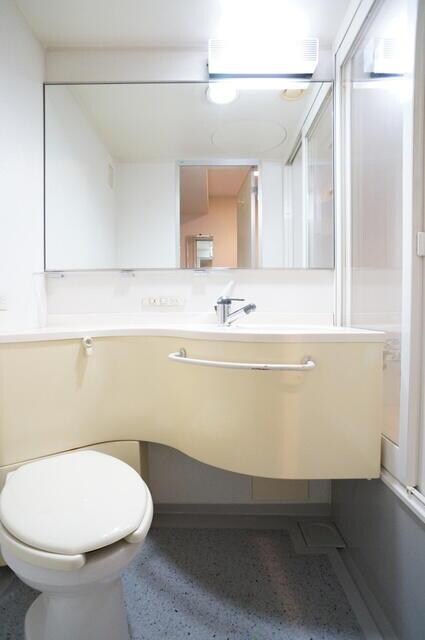 インフィニティ南青山の物件内観写真