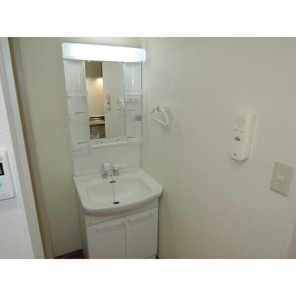 グランパルク駒場野の物件内観写真