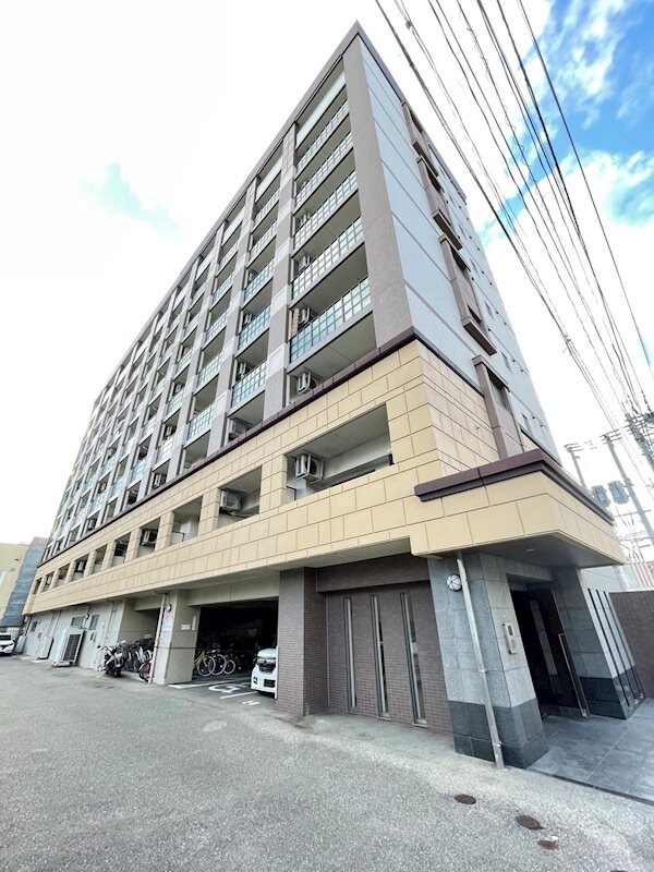 グロースメゾン博多山王の物件外観写真