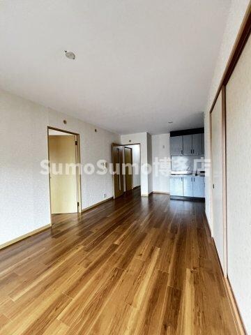 レグルス空港南の物件内観写真