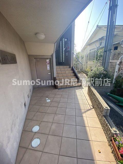 園田駅 徒歩7分 1階の物件外観写真