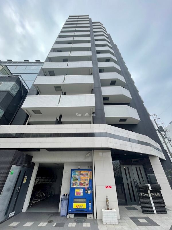 大阪府大阪市西区土佐堀３丁目の物件外観写真