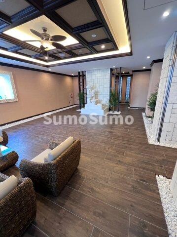 なんば駅 徒歩3分 6階の物件外観写真