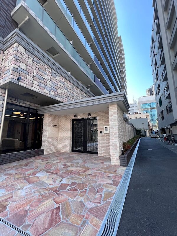 プレジオ難波の物件外観写真