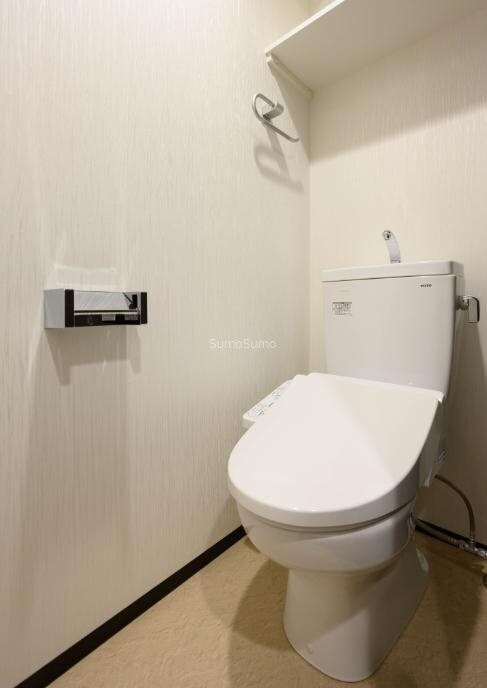 なんば駅 徒歩3分 4階の物件内観写真