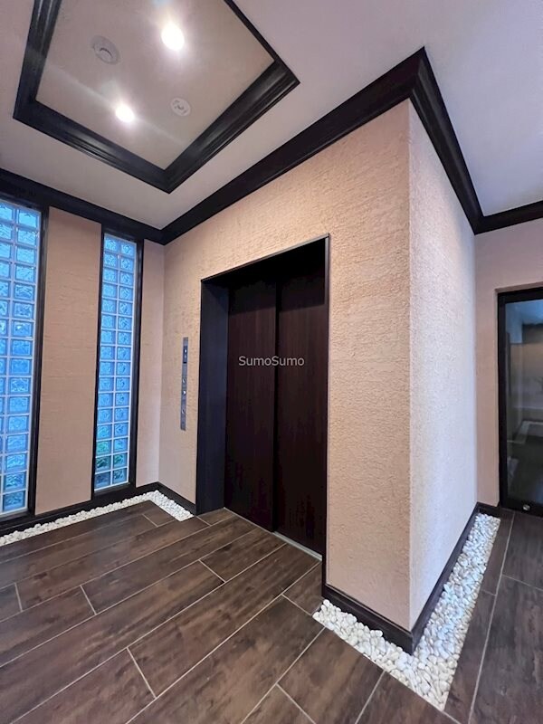 なんば駅 徒歩3分 4階の物件内観写真