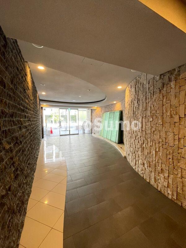 本町駅 徒歩5分 2階の物件外観写真