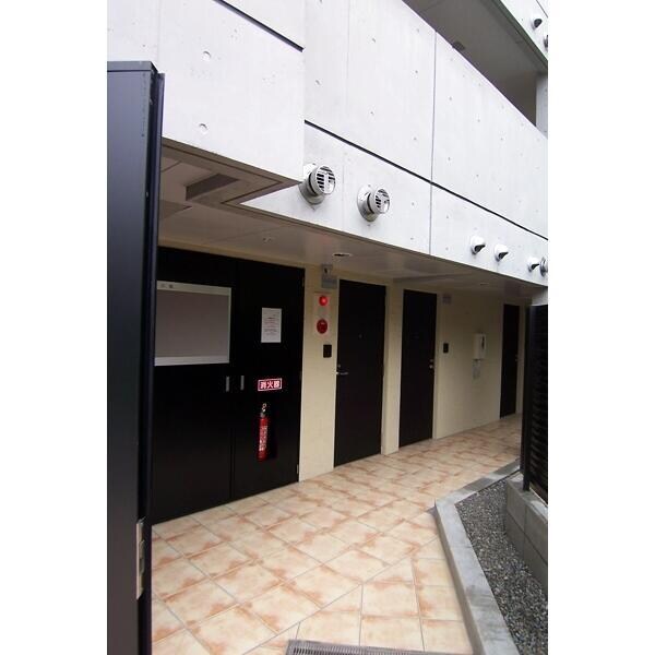 ZESTY桜新町の物件外観写真