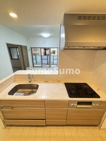 阿波座駅 徒歩5分 2階の物件内観写真