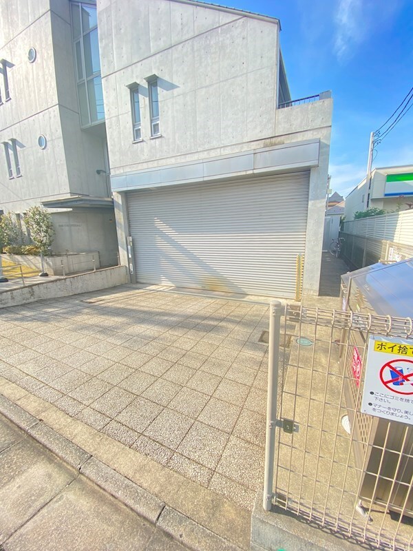 セローセロー自由が丘の物件外観写真