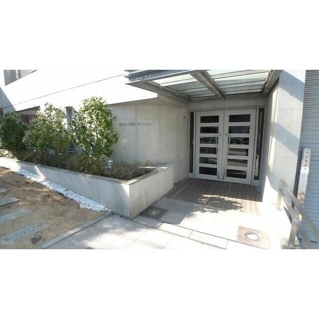 セローセロー自由が丘の物件外観写真