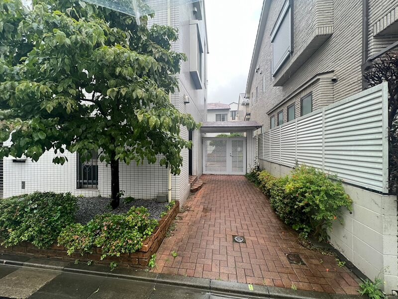 パシモントハウスの物件外観写真